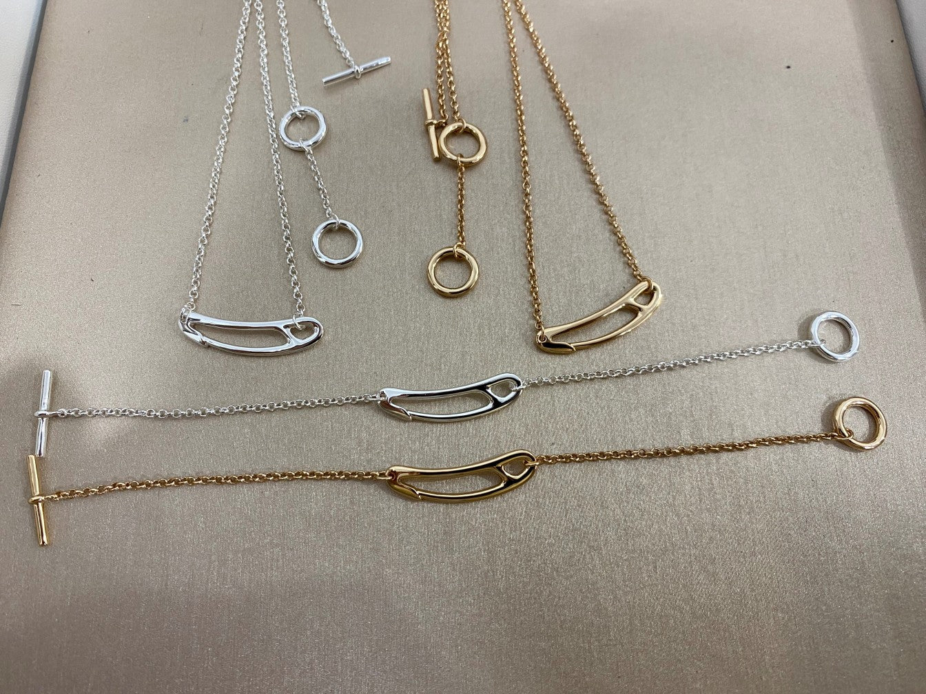 [Marin]Brooch Necklace