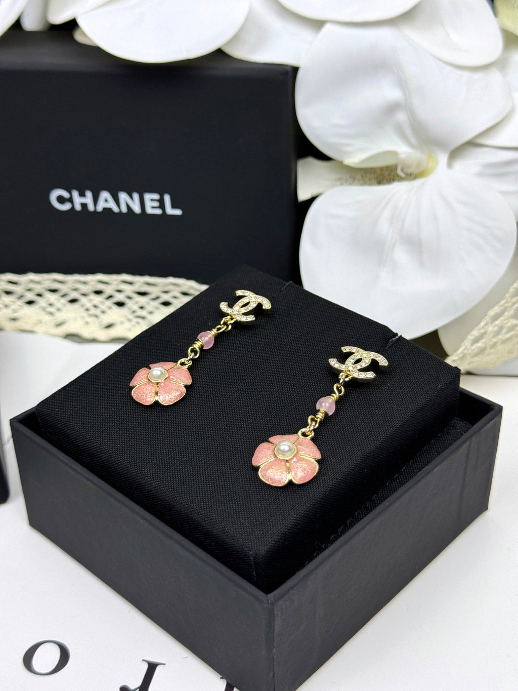 [Marin]26C Pink Camellia Enamel Pendant with Double C Earrings