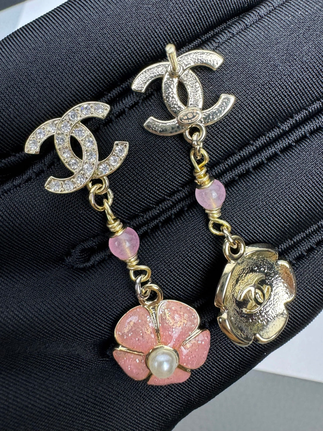 [Marin]26C Pink Camellia Enamel Pendant with Double C Earrings