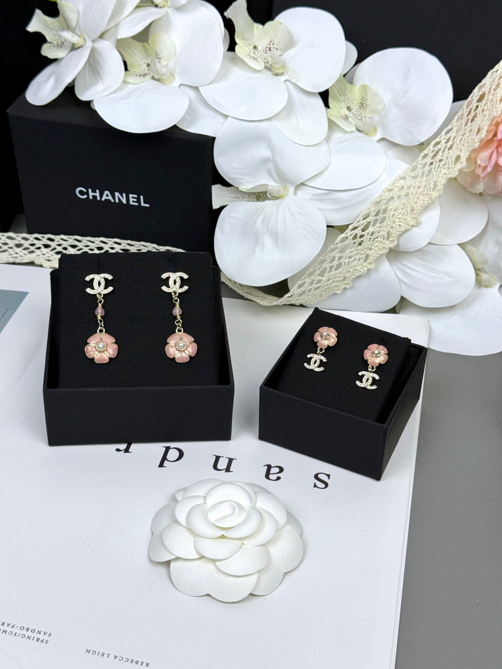 [Marin]26C Pink Camellia Enamel Pendant with Double C Earrings
