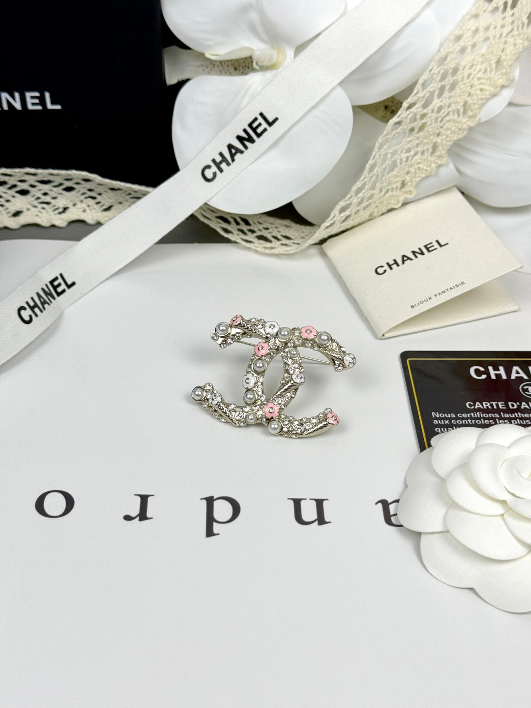 [Marin]26C Pink-White Enamel Ice Cream Cone Double C Brooch