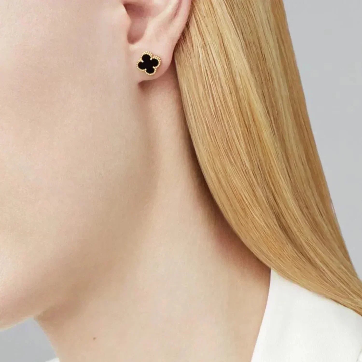 [Marin]BOUCLES D'OREILLES CLOVER MINI 9,5 MM NACRE NOIRE