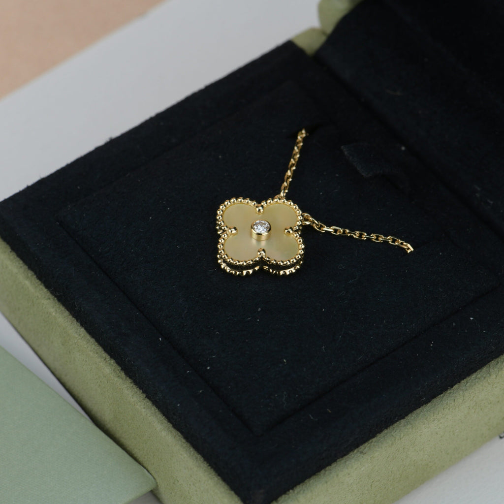 [Marin]CLOVER 15MM DIAMOND GOLD MOTHER OF PEARL NECKLACE