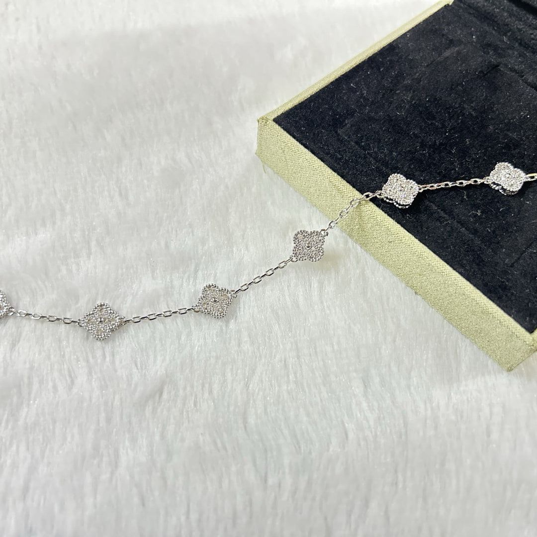 [Marin]CLOVER 6 MOTIF DIAMOND BRACELET