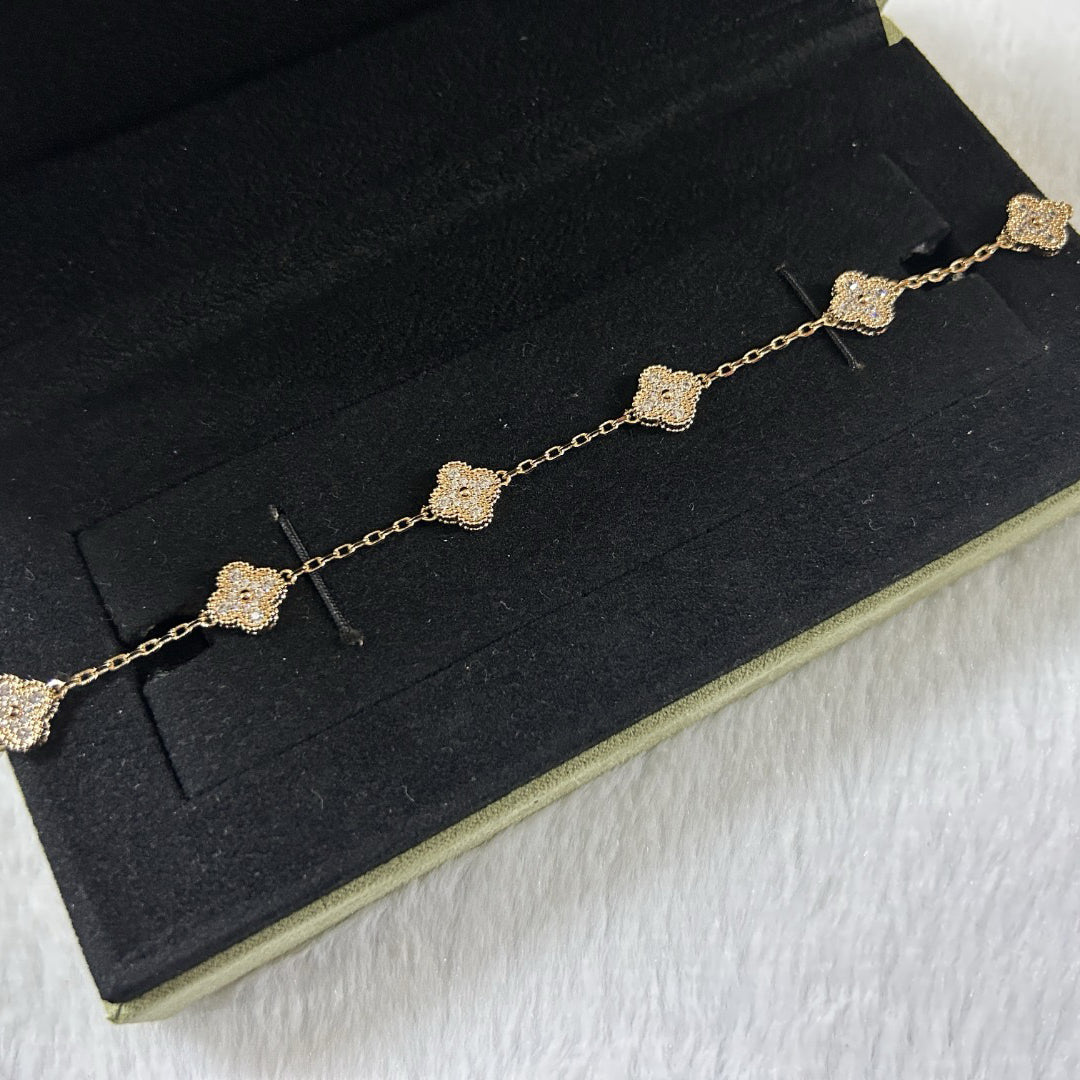 [Marin]CLOVER 6 MOTIF DIAMOND BRACELET