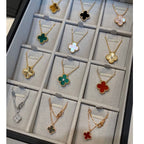 [Marin]CLOVER 15MM CARNELIAN SINGLE FLOWER NECKLACE