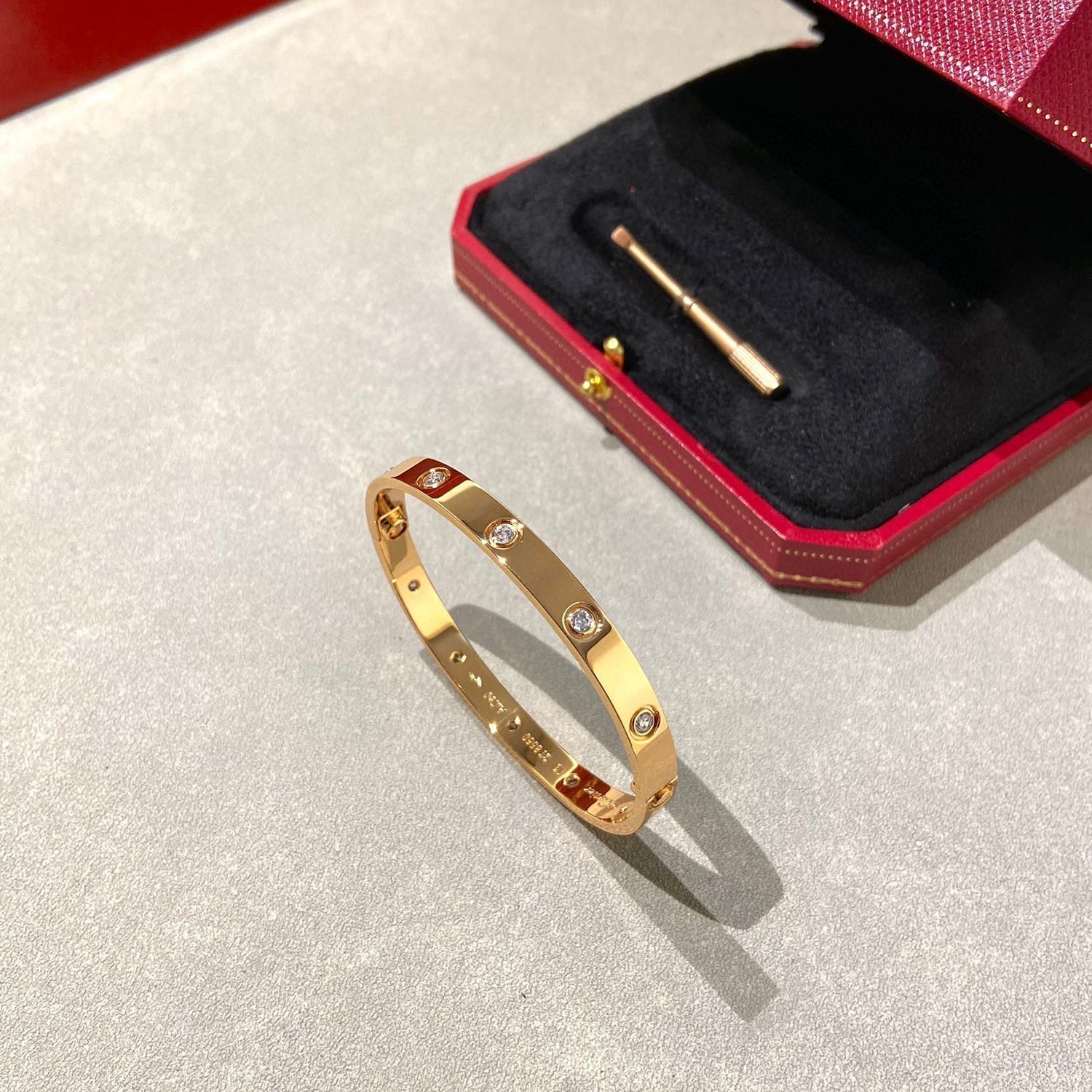 [Marin]LOVE BRACELET 6.1MM 10 DIAMONDS