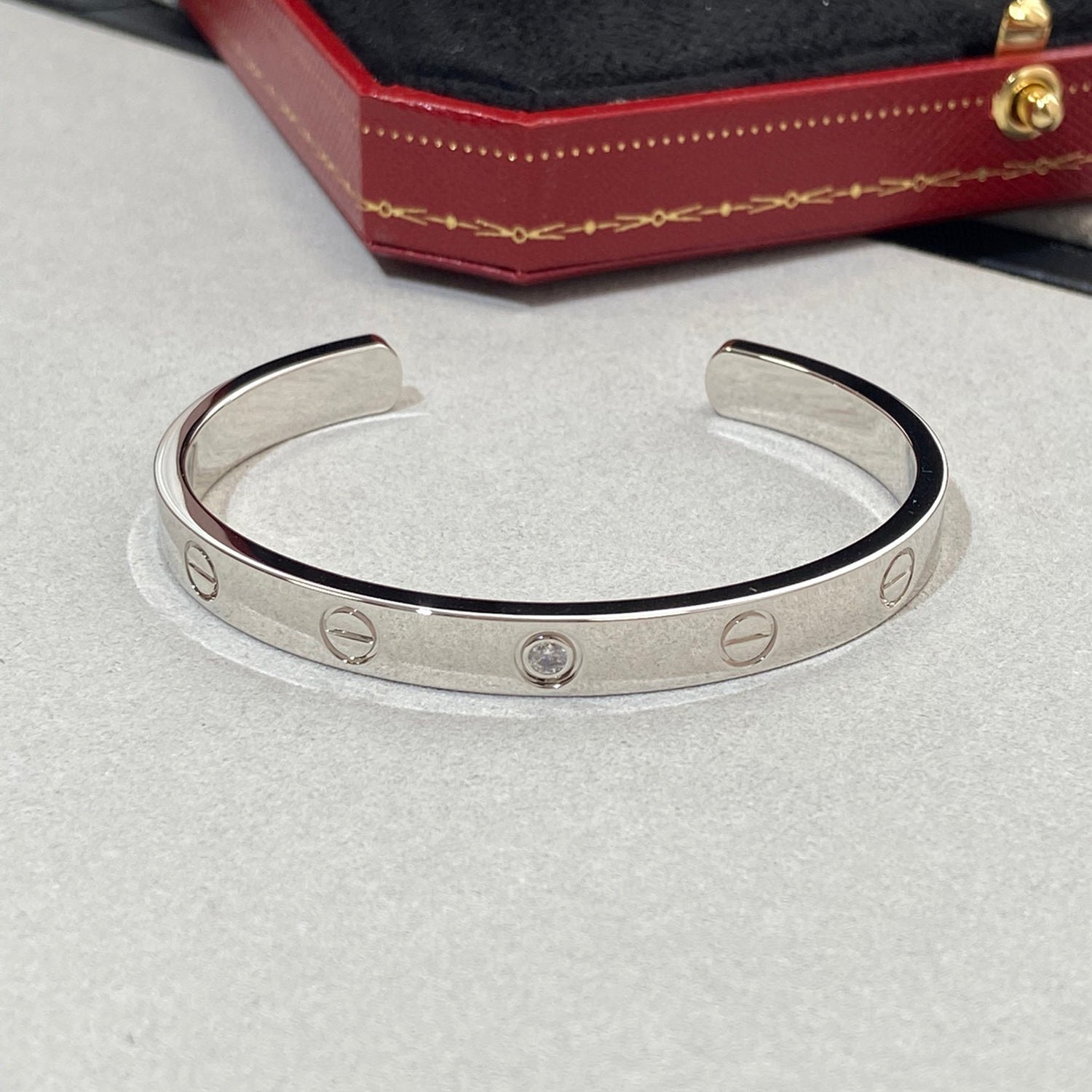 [Marin]LOVE BRACELET 6.1MM 1 DIAMOND OPEN CUFF