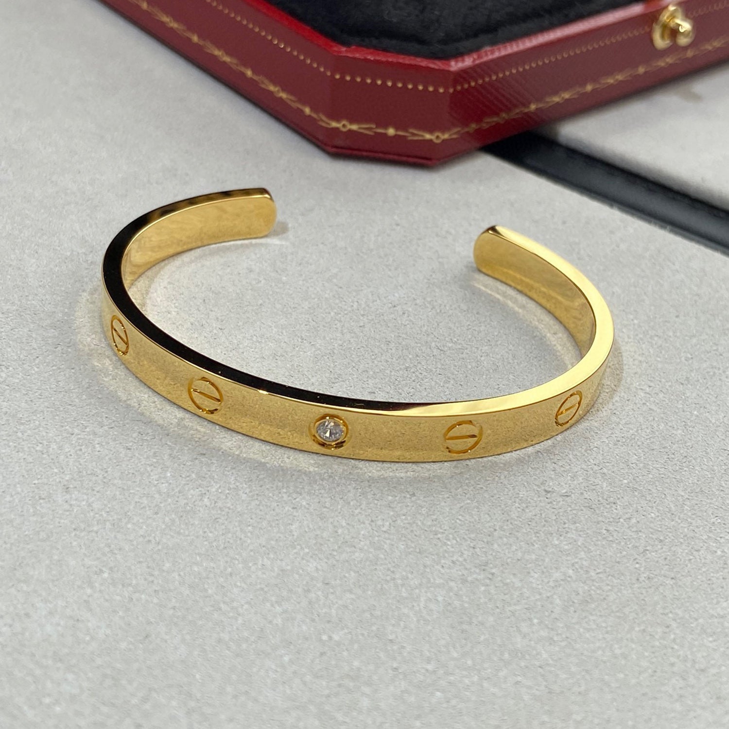 [Marin]LOVE BRACELET 6.1MM 1 DIAMOND OPEN CUFF