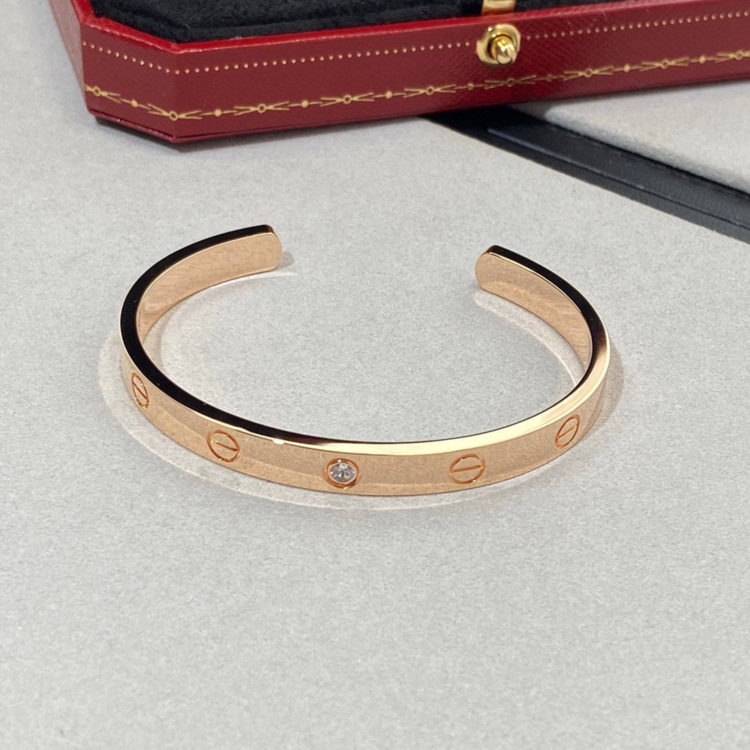 [Marin]LOVE BRACELET 6.1MM 1 DIAMOND OPEN CUFF