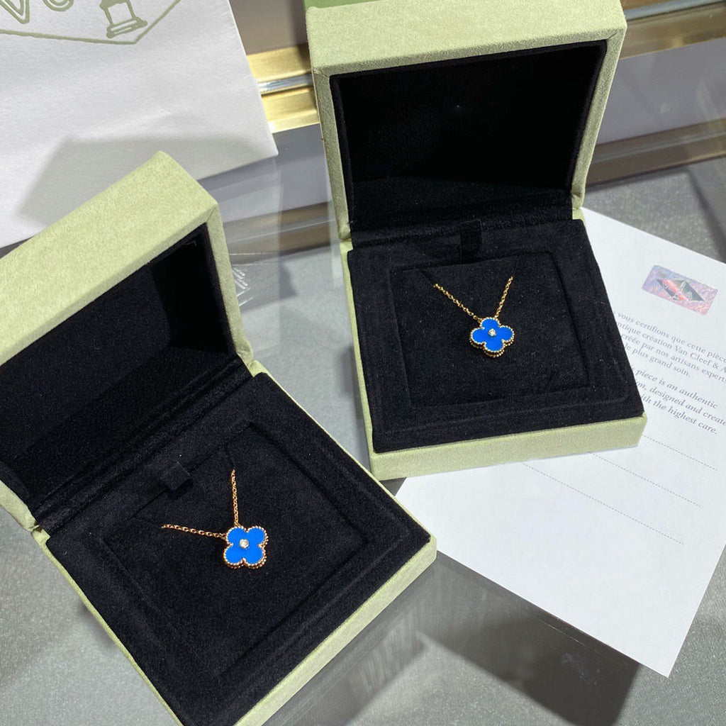 [Marin]CLOVER 15MM DIAMOND AND BLUE AGATE NECKLACE