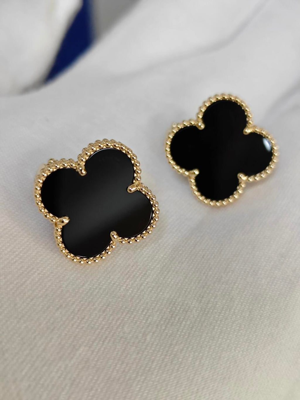 [Marin]CLOVER 20MM BLACK MOP EARRINGS