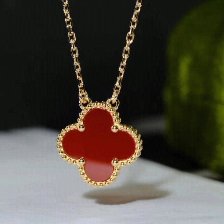 [Marin]CLOVER 15MM CARNELIAN SINGLE FLOWER NECKLACE