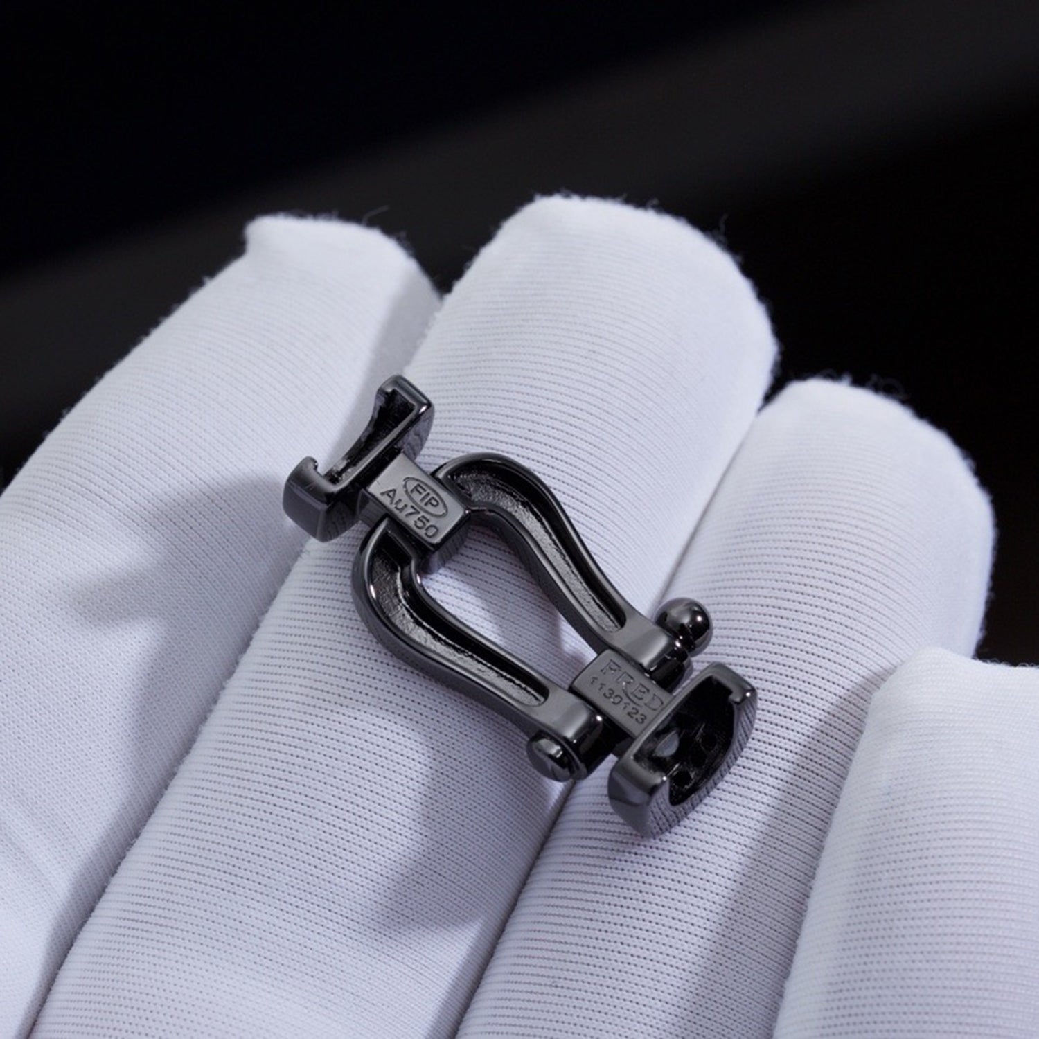 [Marin]FORCE LARGE SERIES HORSESHOE BLACK SAMURAI BRACELET