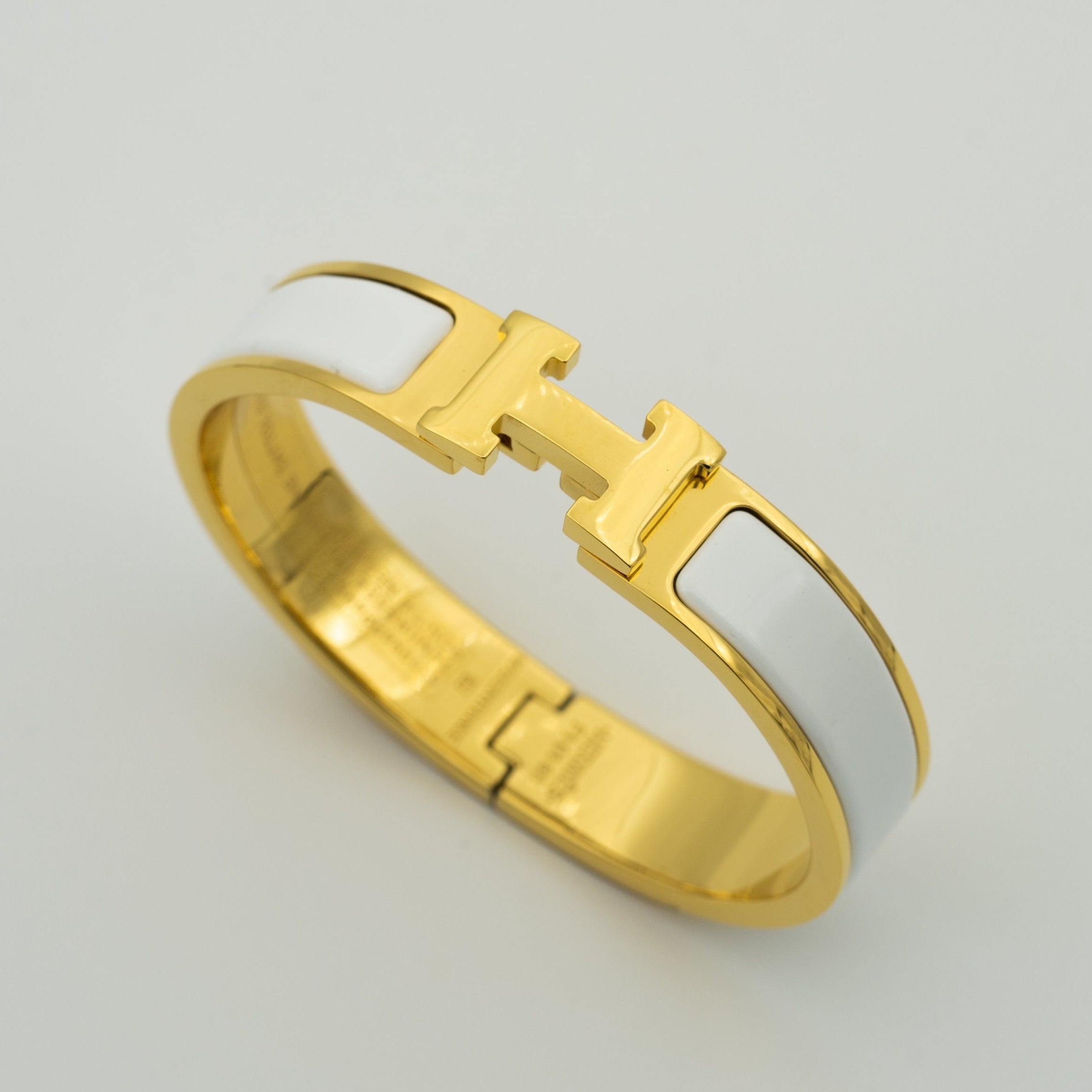 [Marin]H WHITE BRACELET