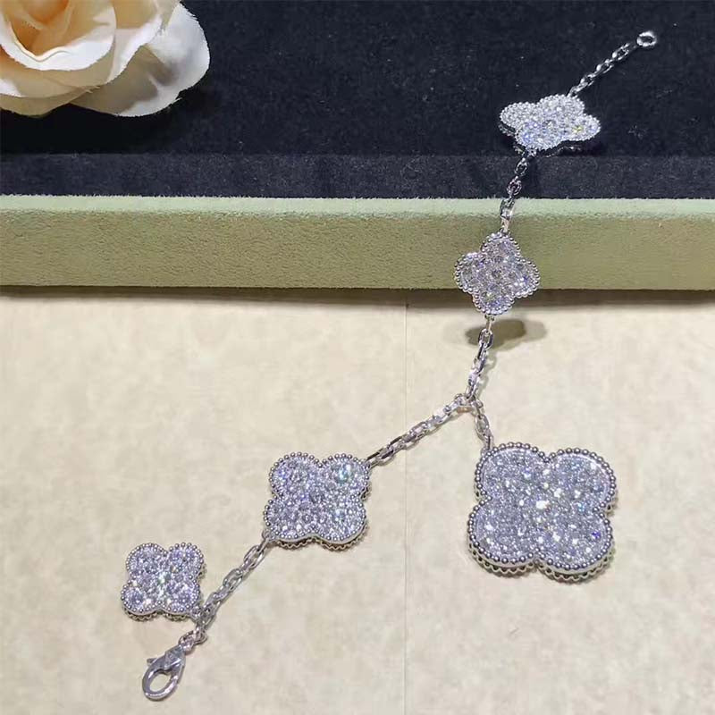 [Marin]CLOVER 6 MOTIFS SILVER DIAMOND BRACELET