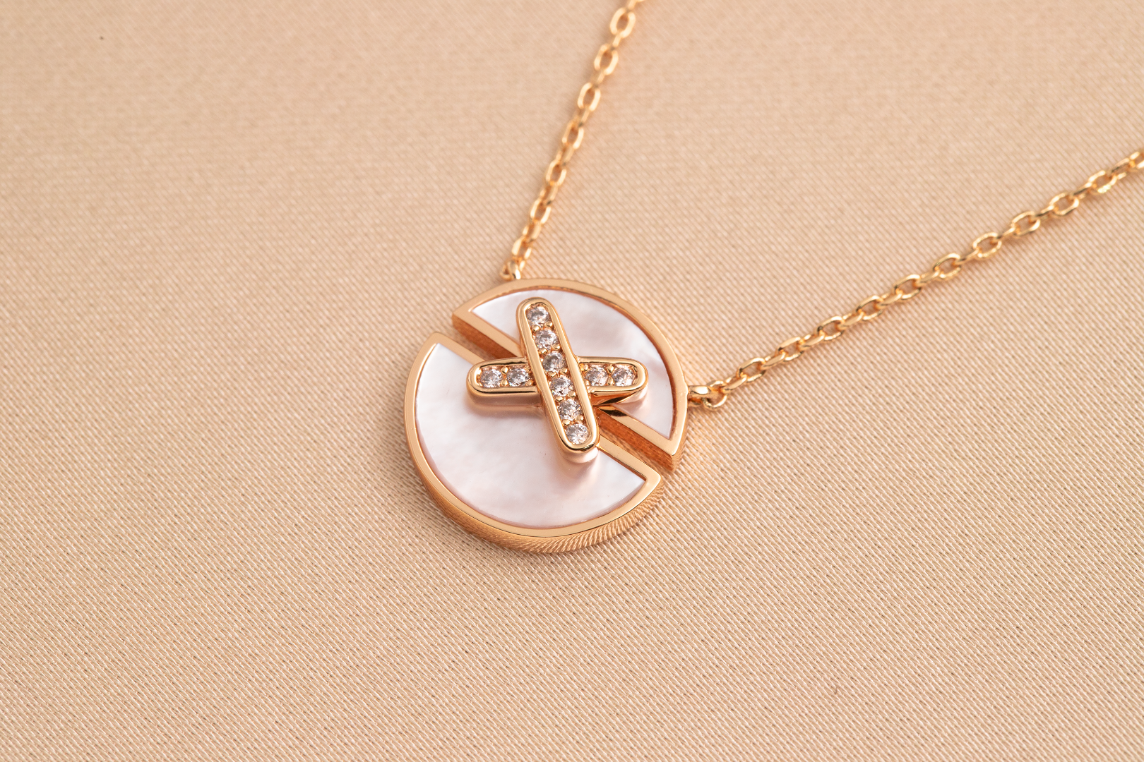 [Marin]JEUX DE PINK GOLD DIAMOND NECKLACE