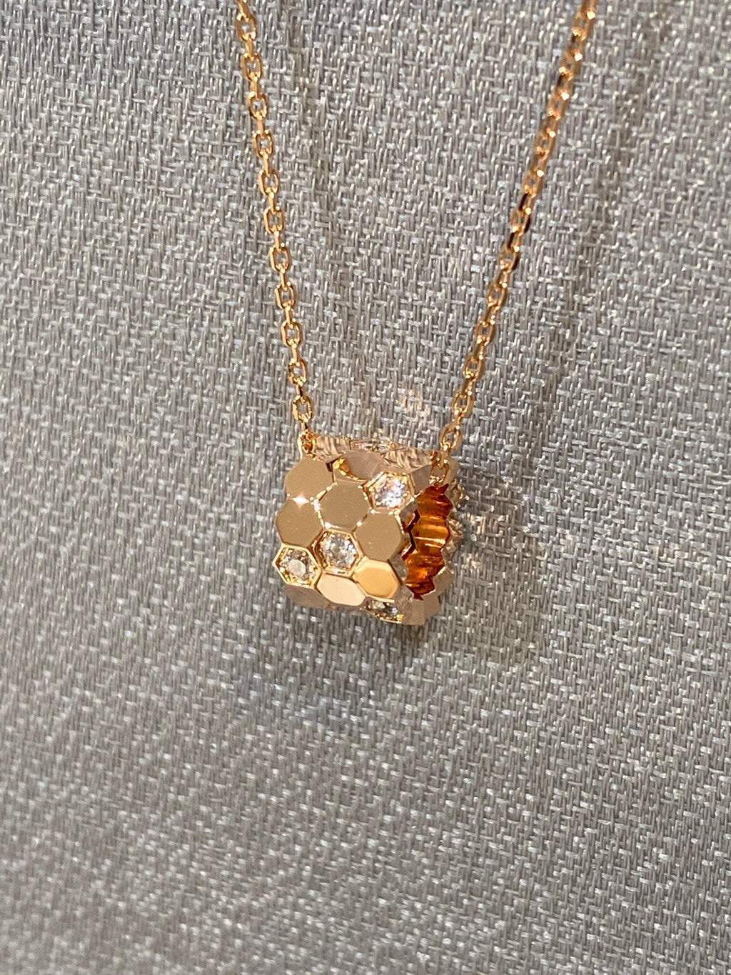 [Marin]BEE LOVE DIAMOND NECKLACE