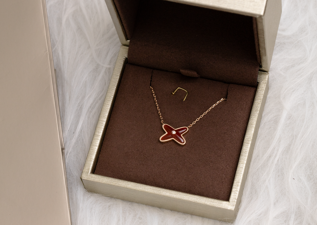 [Marin]JEUX DE COLLIER 1 DIAMANT