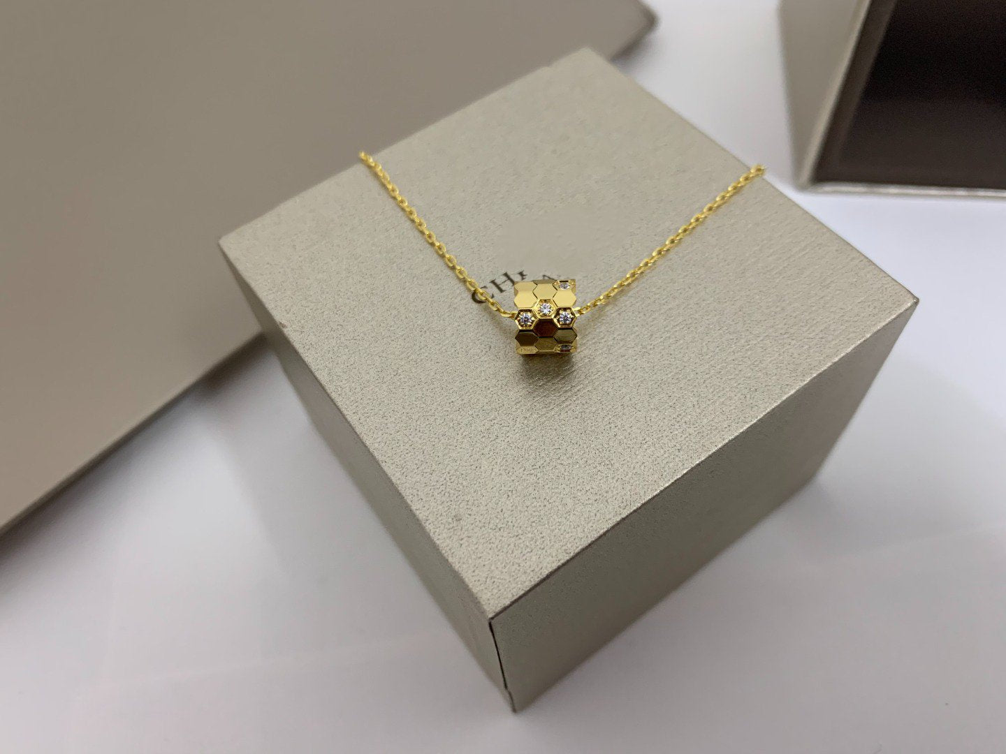 [Marin]BEE LOVE DIAMOND NECKLACE