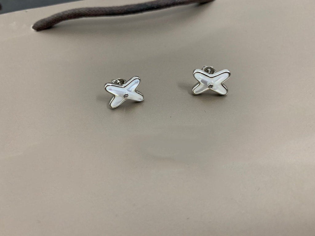 [Marin]JEUX DE WHITE MOP SILVER DIAMOND EARRINGS
