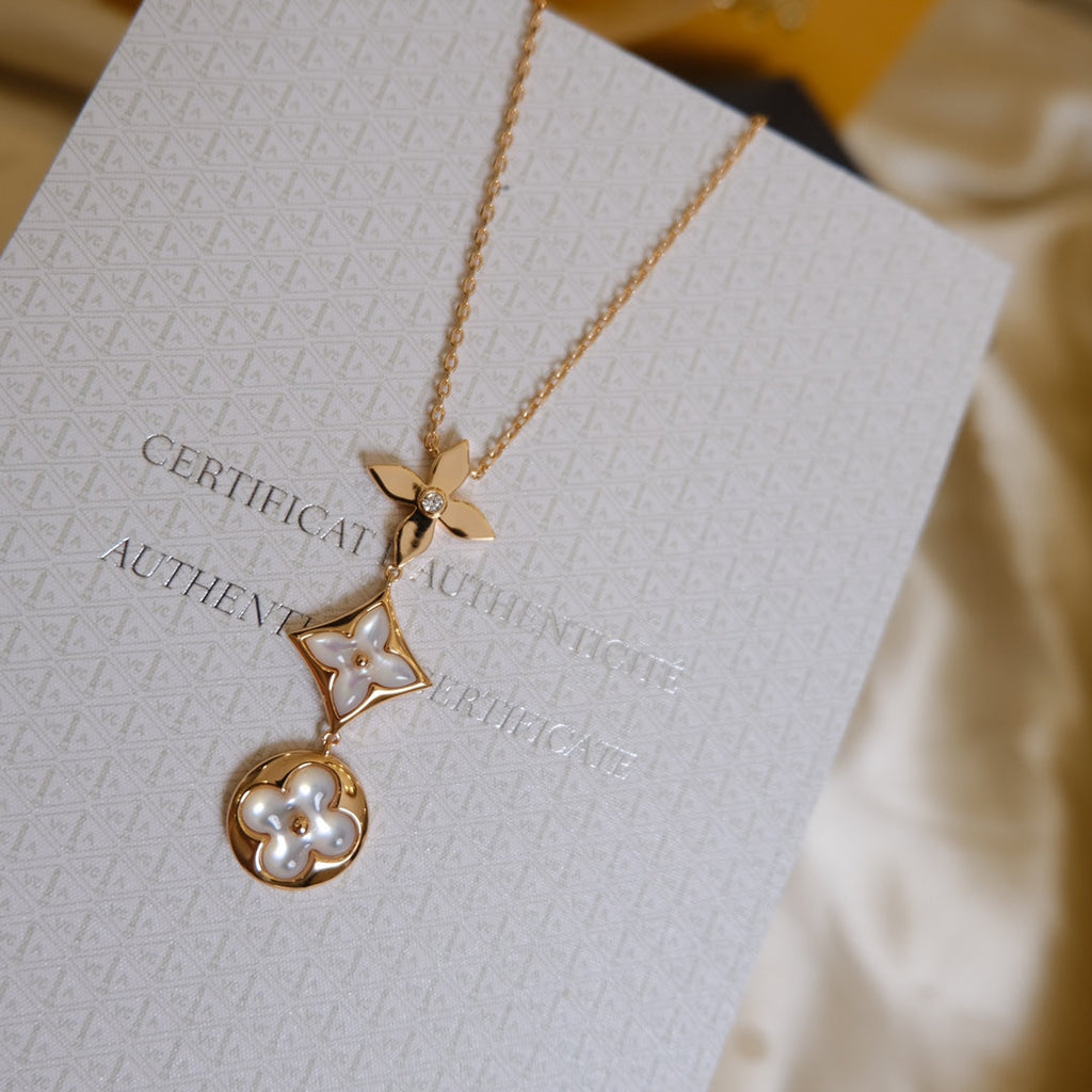 [Marin]COLOR BLOSSOM LARIAT NECKLACE PINK GOLD WHITE MOTHER PEARL AND DIAMOND