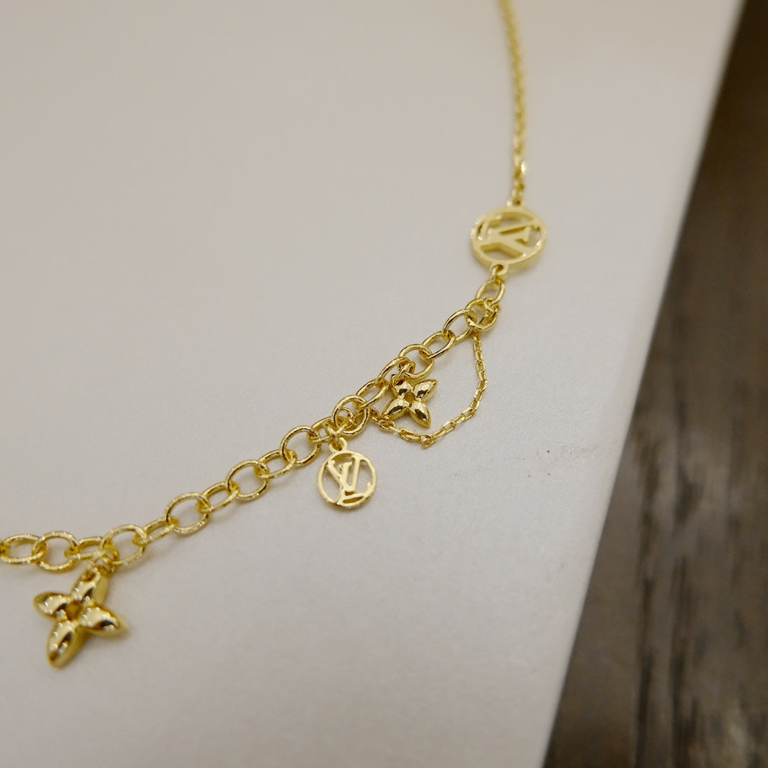 [Marin]BLOOMING SUPPLE NECKLACE BRASS
