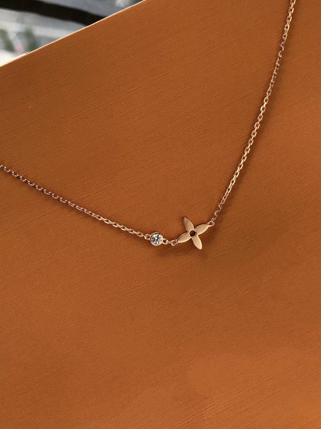 [Marin]BLOSSOM PENDANT PINK GOLD AND DIAMOND