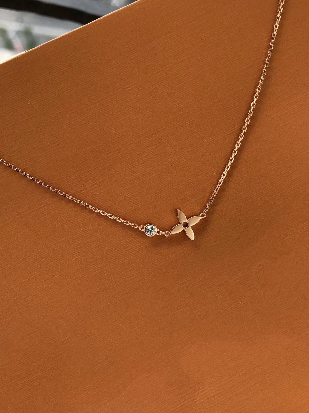[Marin]BLOSSOM PENDANT PINK GOLD AND DIAMOND