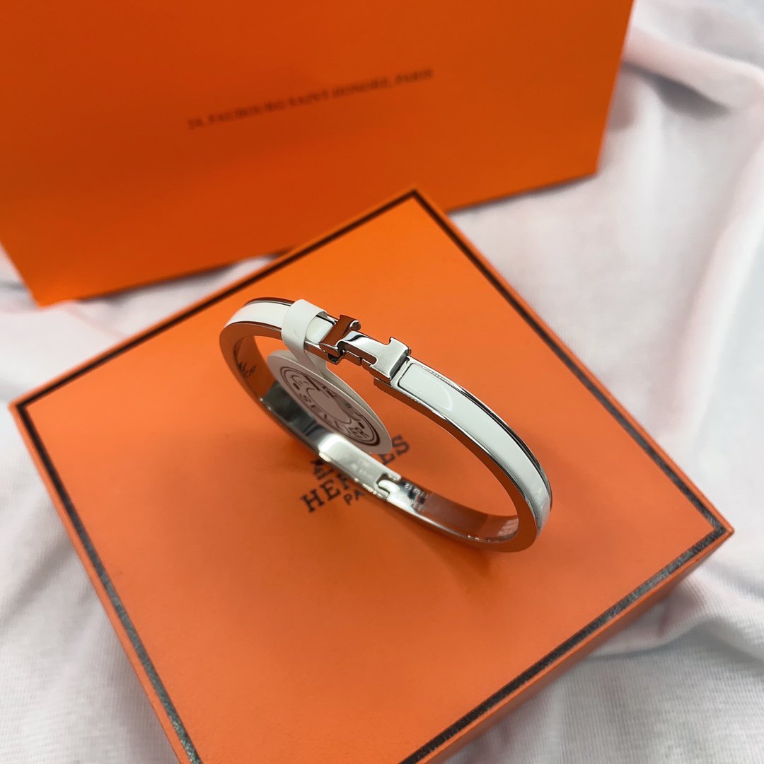 [Marin]CLASSIC HM CLIC WHITE 8MM ENAMEL BRACELET