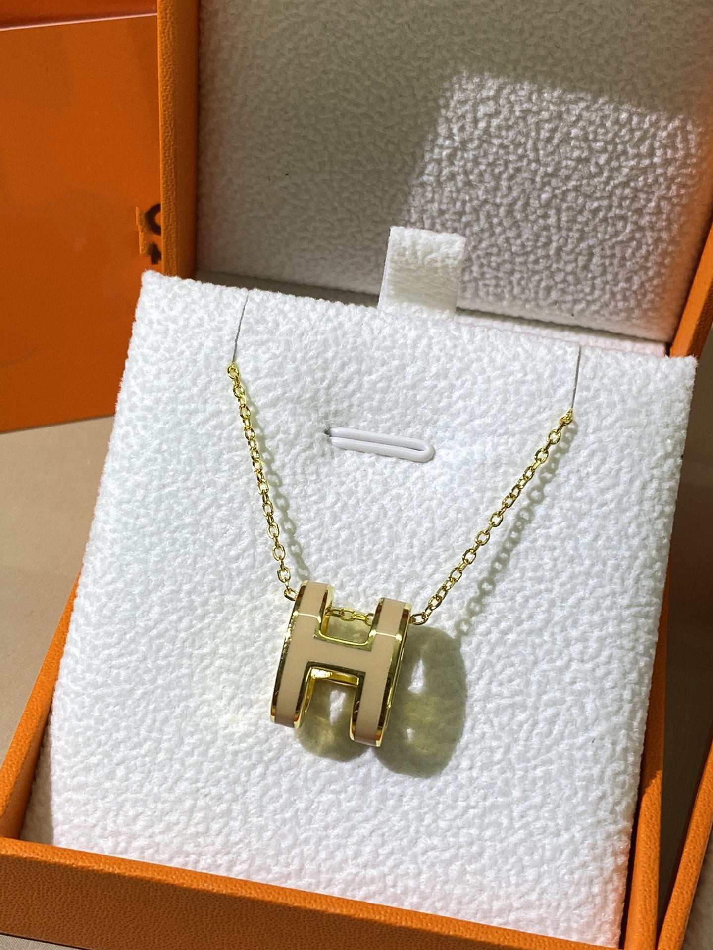 [Marin]HM CLIC YELLOW ENAMEL GOLD NECKLACE