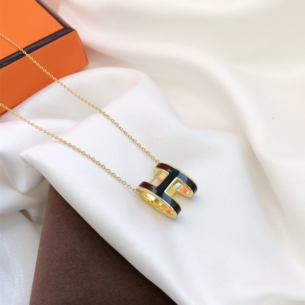 [Marin]HM CLIC BLACK ENAMEL GOLD NECKLACE