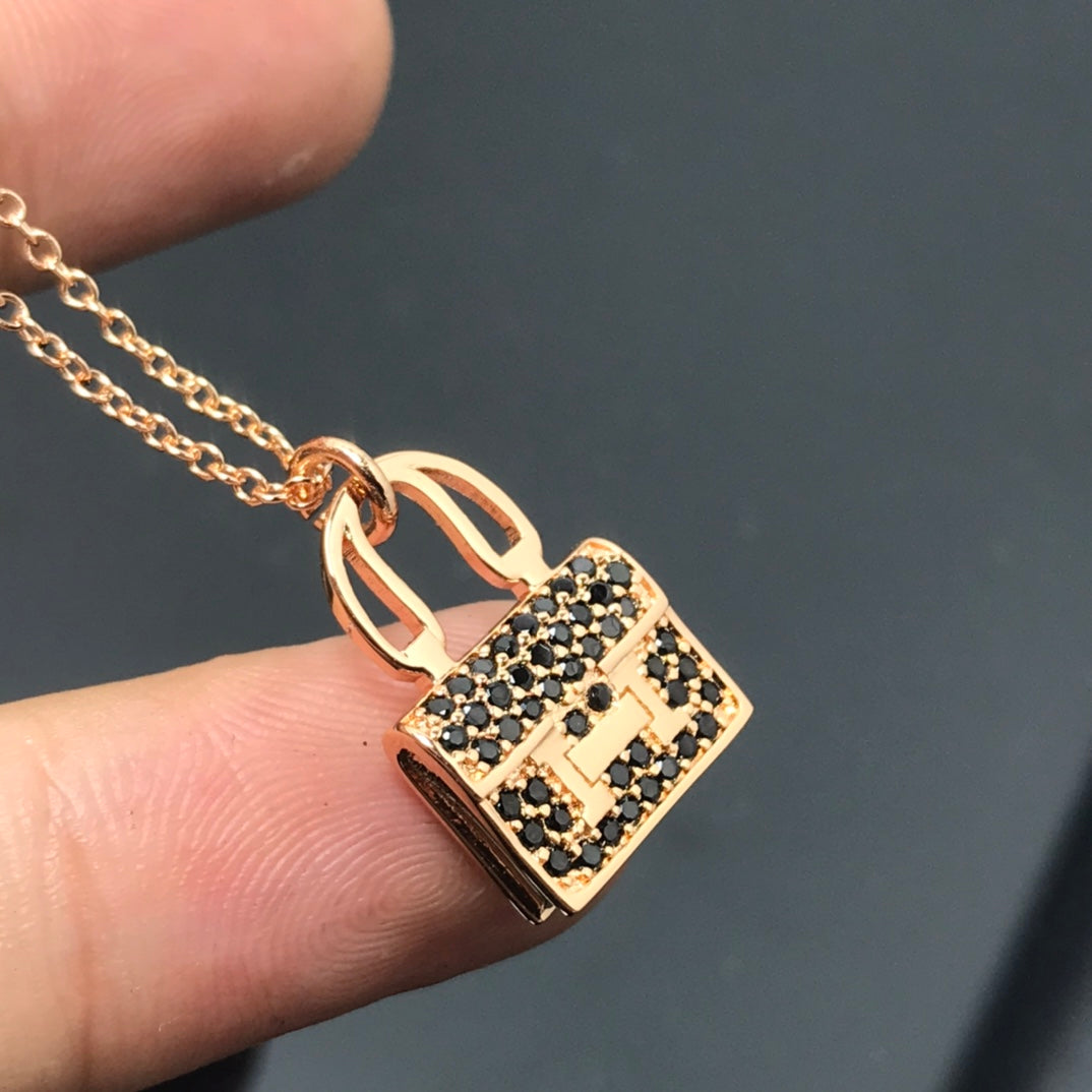 [Marin]HM NECKLACE ARRIVAL BLACK DIAMOND