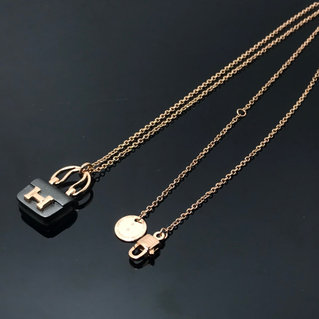 [Marin]WOMEN'S HM AMULETTES CONSTANCE PENDANT NECKLACE