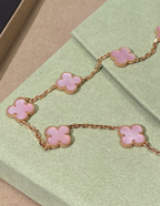 [Marin Jewellery] Pink Necklace with Ten Clover Designs
