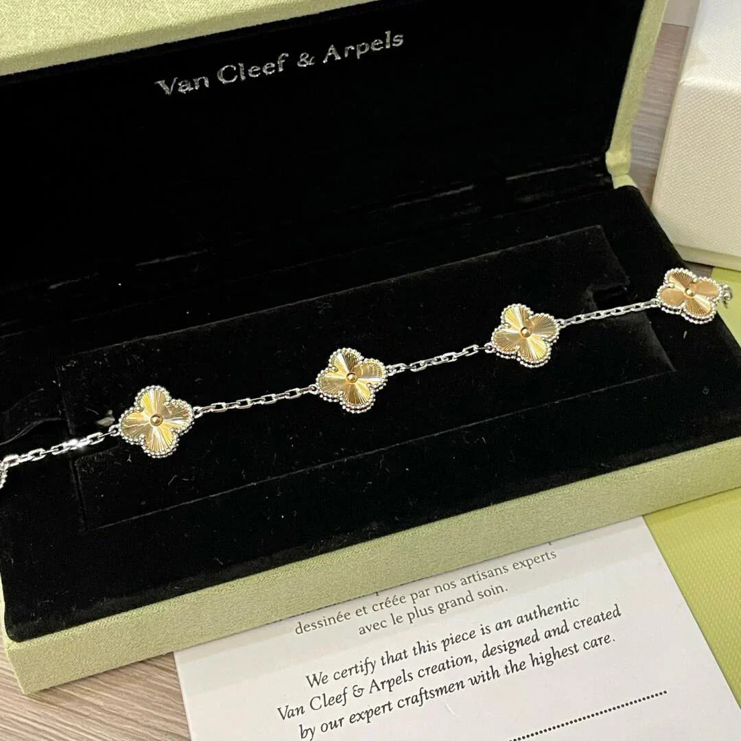 [⭐Shinejoy] CLOVER 5 MOTIF LASER BRACELET COLLECTION