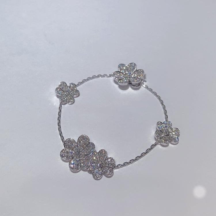[Marin]FRIVOLE SILVER 5 FLOWERS BRACELET