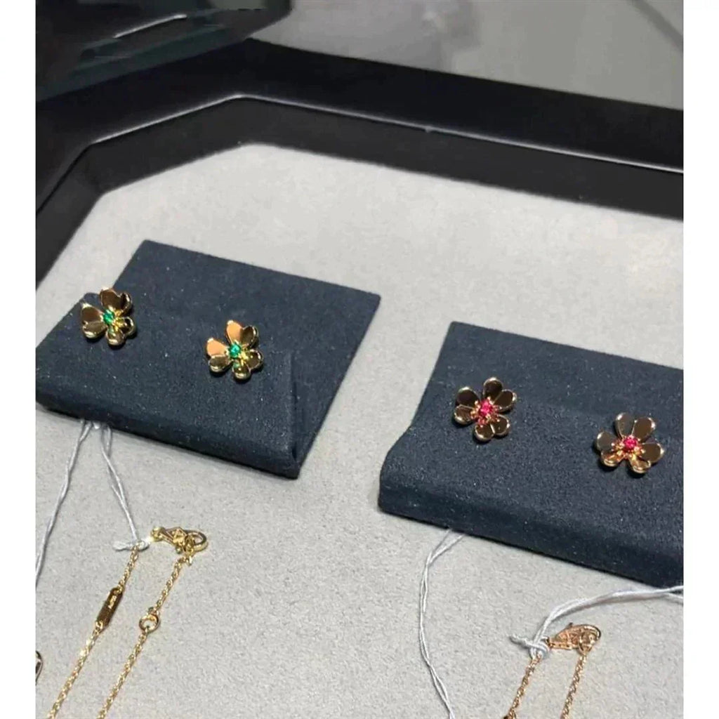 [Marin]BOUCLES D'OREILLES ROSES FRIVOLE FLEUR
