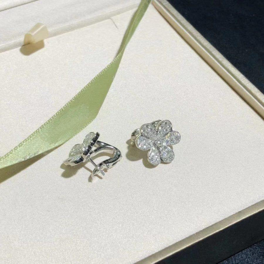 [Marin]FRIVOLE SILVER FLOWER DIAMOND EARRINGS