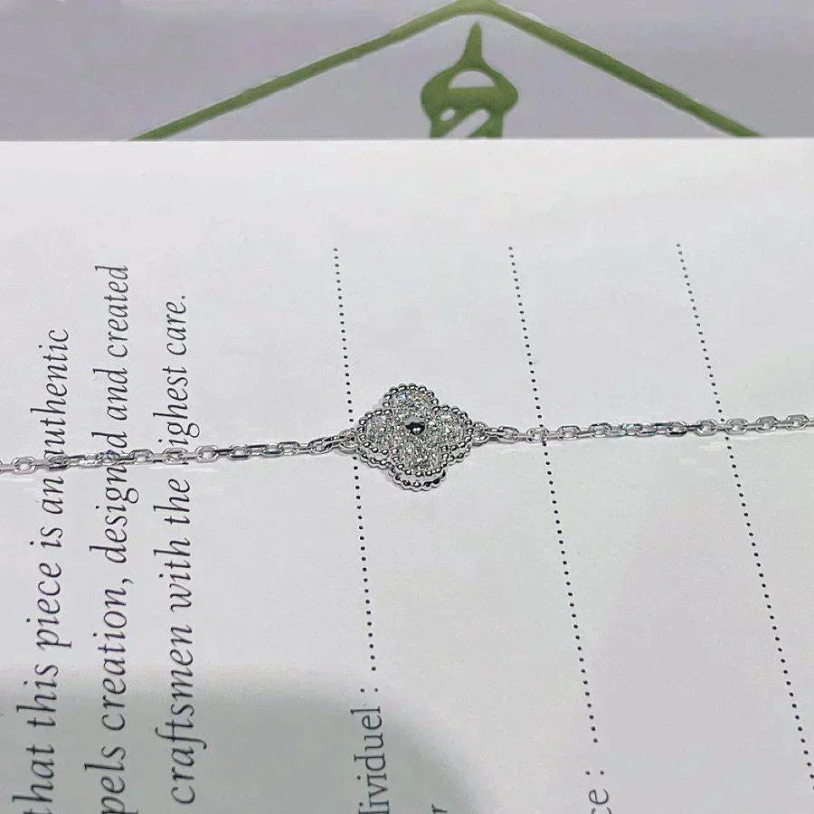 [Marin]CLOVER  SINGLE FLOWER BRACELET SILVER