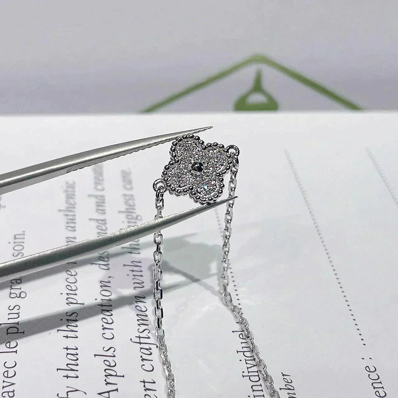 [Marin]CLOVER  SINGLE FLOWER BRACELET SILVER