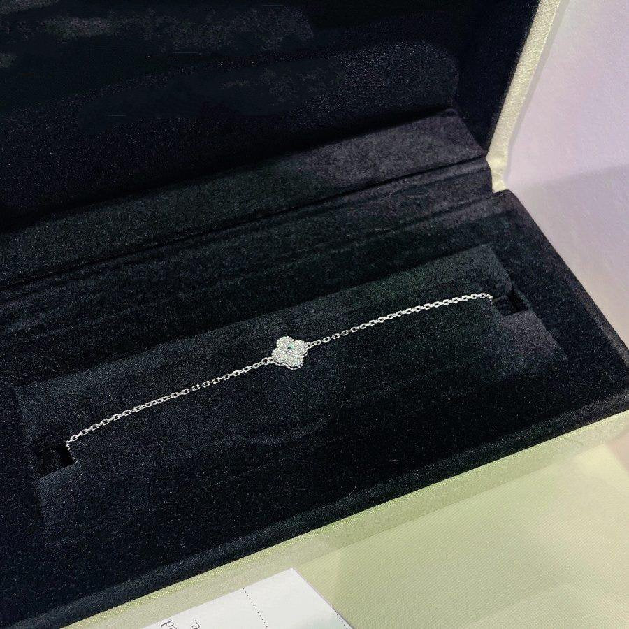 [Marin]CLOVER  SINGLE FLOWER BRACELET SILVER