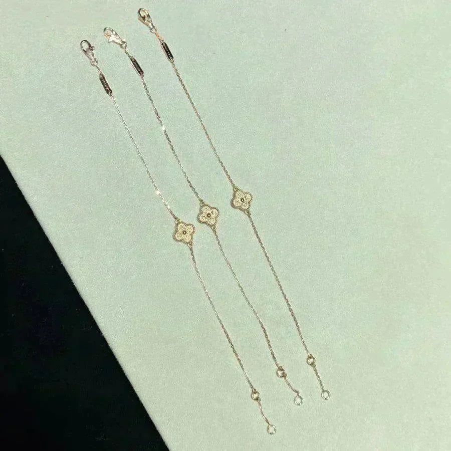[Marin]CLOVER SINGLE FLOWER BRACELET