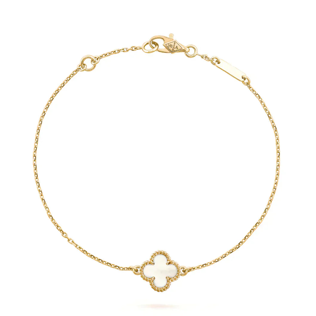 [Marin]CLOVER WHITE MOP SINGLE FLOWER BRACELET
