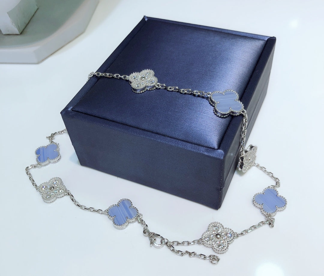 [Marin]CLOVER 10 MOTIFS CHALCEDONY DIAMONDS SILVER NECKLACE